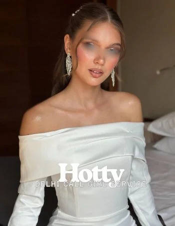Bela Sexy Girl in Delhi